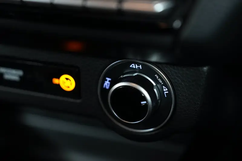 อีซูซุ ดีแมคซ์ 2.2 ไบเทอร์โบ (D-MAX Bi-Turbo) รูปที่ 3
