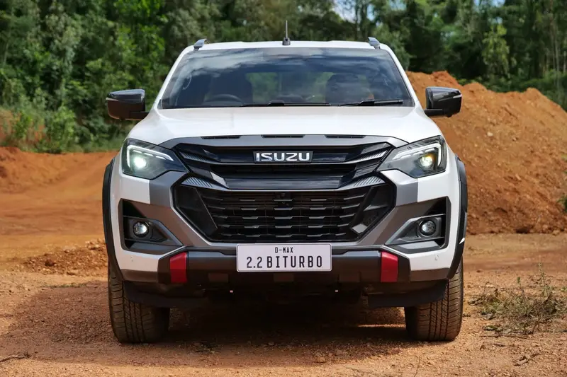 อีซูซุ ดีแมคซ์ 2.2 ไบเทอร์โบ (D-MAX Bi-Turbo) รูปที่ 4